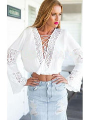 HOT LACE CROSS TOP