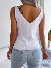 Women's new casual V-neck Fried Dough Twists cut out top