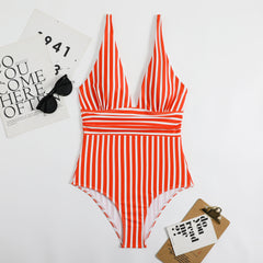 23002 Stylish women's separate swimsuit