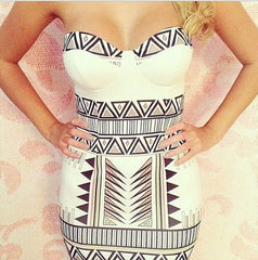 CUTE TOTEM STRAPLESS DRESS