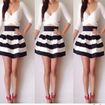 ON SALE BLACK AND WHITE STRIPE DRESS QUALITY OF CULTIVATE ONE'S MORALITY RENDER SKIRT